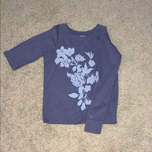 Sweater with design